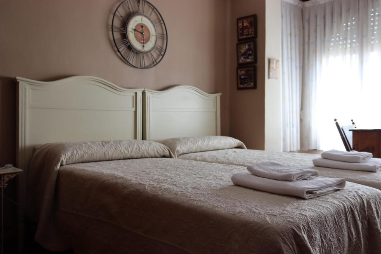 La Esquina De Castroviejo Apartment โลโกรโญ ภายนอก รูปภาพ