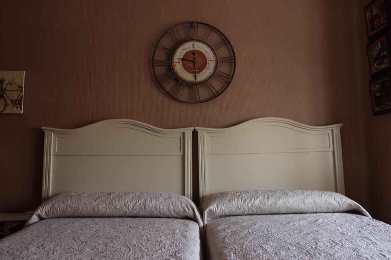 La Esquina De Castroviejo Apartment โลโกรโญ ภายนอก รูปภาพ